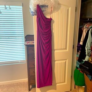 Like New, Ralph Lauren Fuchsia formal gown